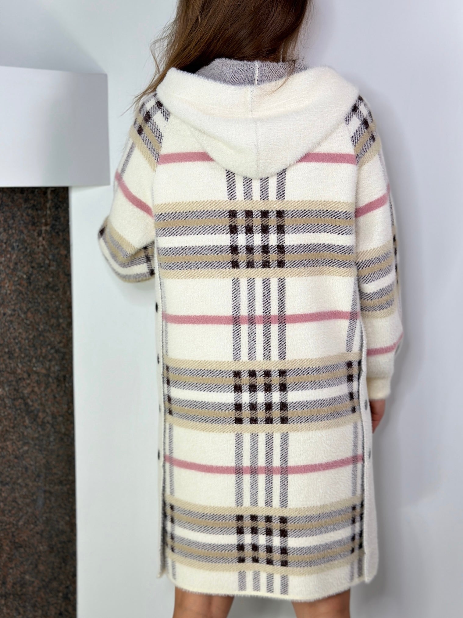 Balts Alpakas mētelis