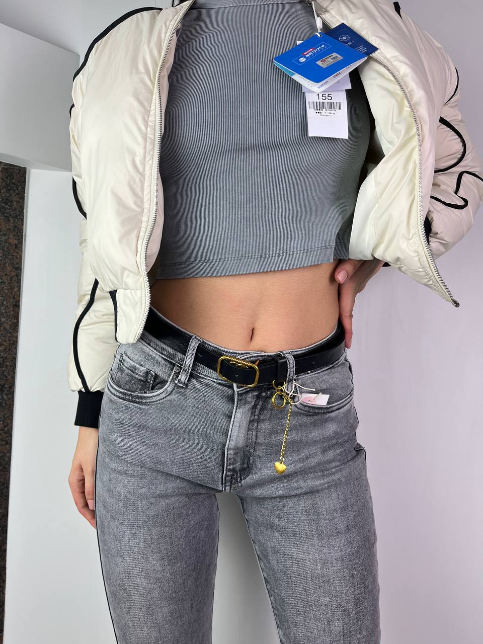 Balta dūnu jaka sievietēm