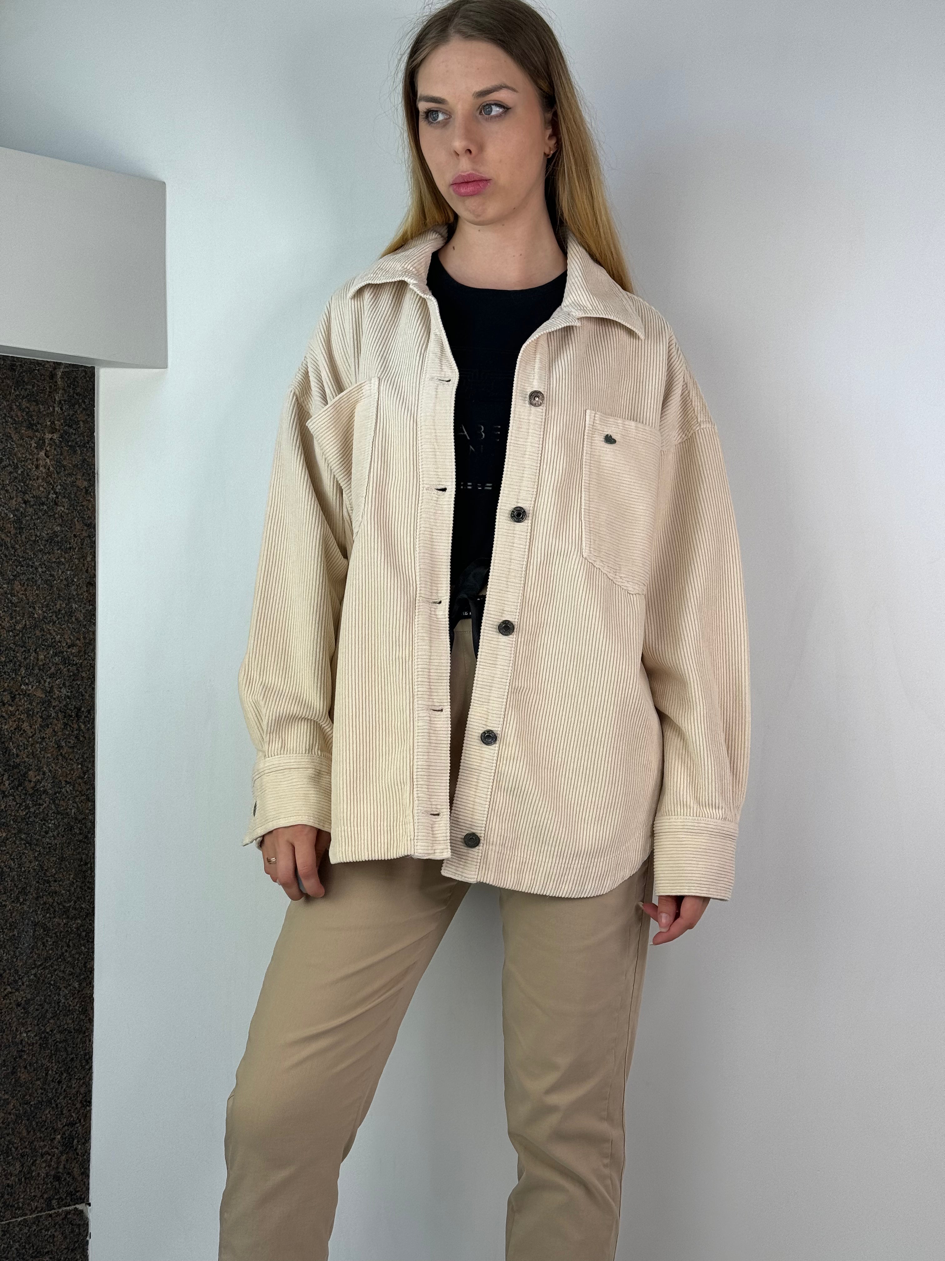 Smilškrāsas mikro samta krekls