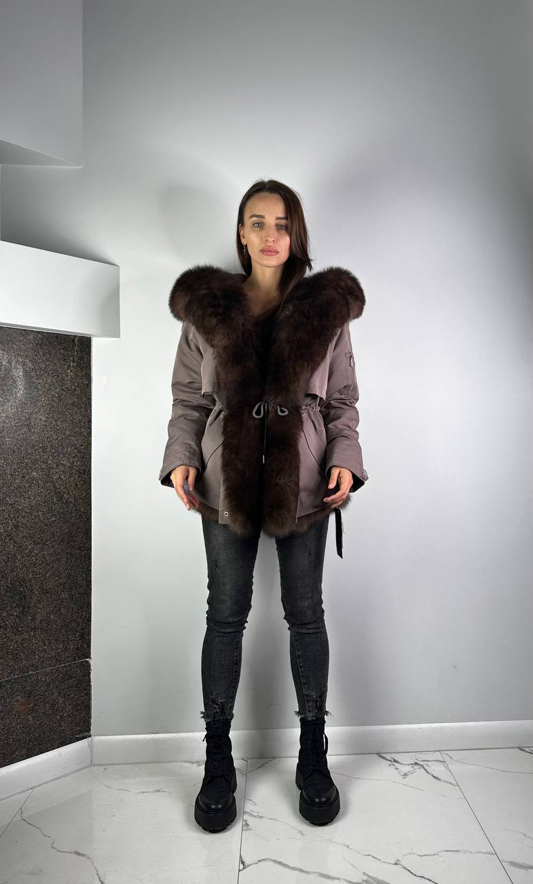 Parka Baltic XM Cappuccino ar brūnu Artic kažokādu un oderi REX Rabbit Fur sievietēm 70 cm