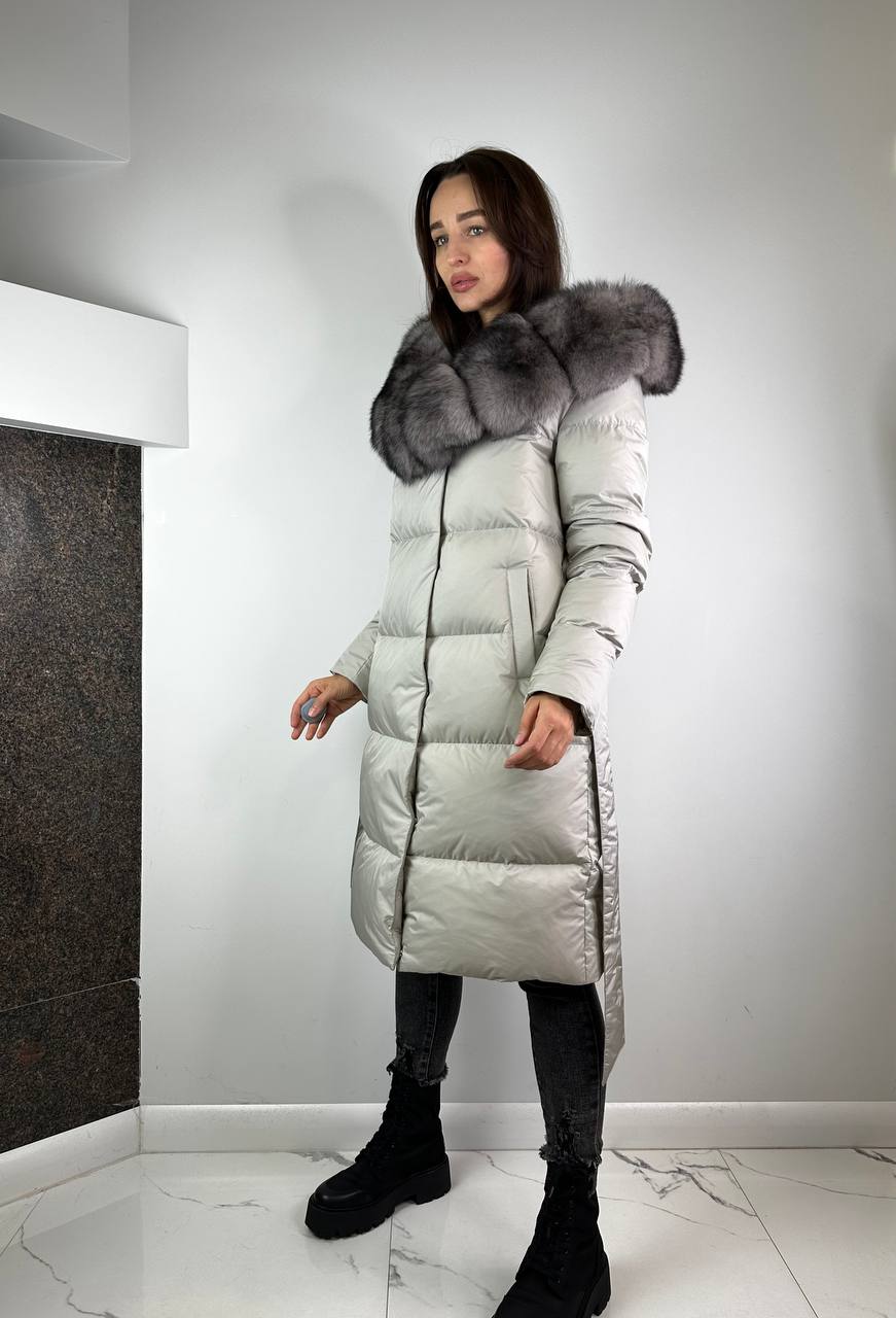 Sieviešu jaka Baltijas pelēka ar pelēku kažokādu 100 cm