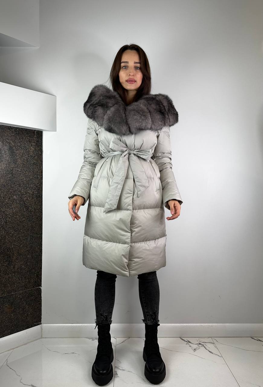 Sieviešu jaka Baltijas pelēka ar pelēku kažokādu 100 cm