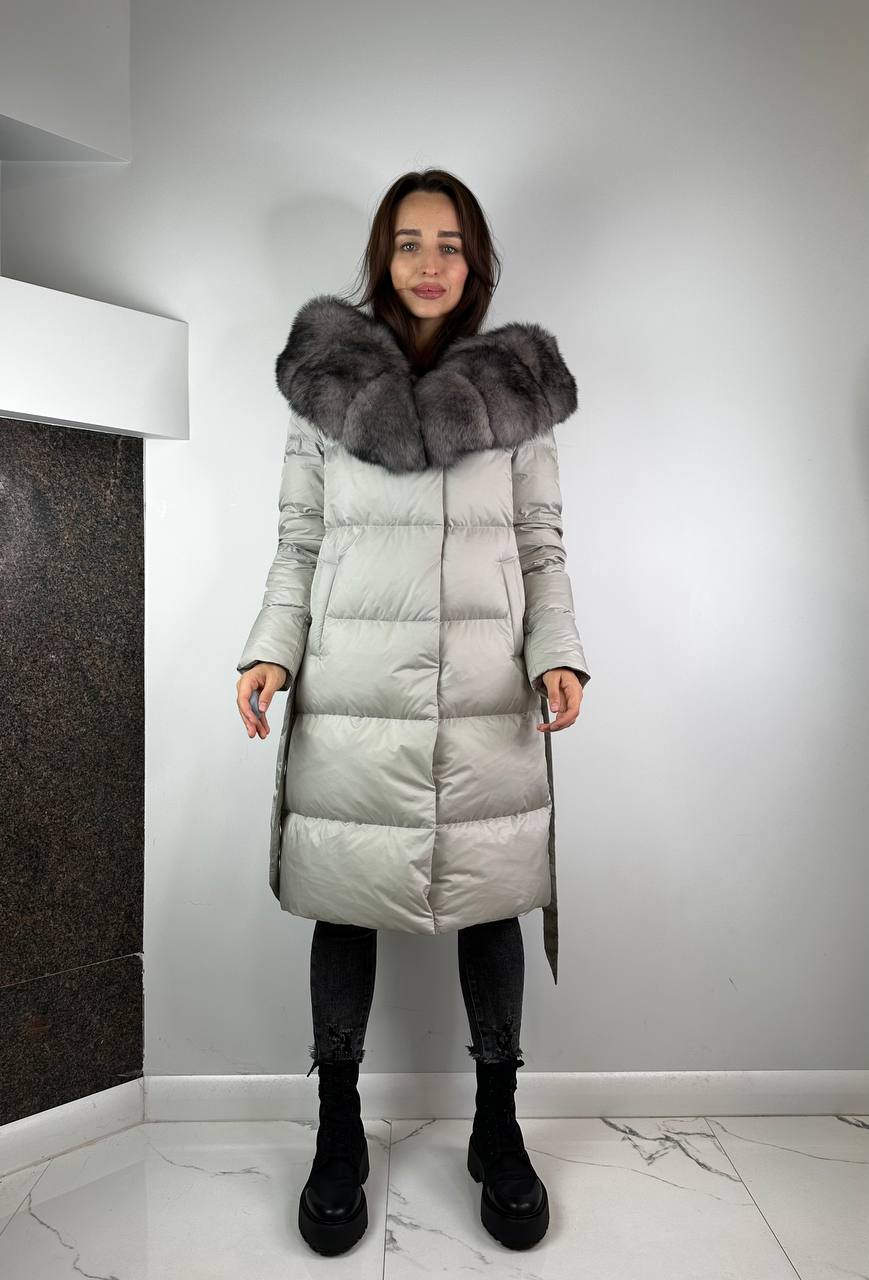 Sieviešu jaka Baltijas pelēka ar pelēku kažokādu 100 cm