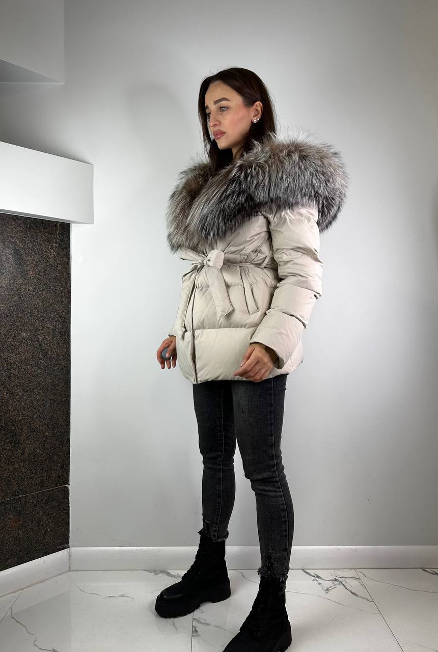 Gaiši smilškrāsas / Fox Down Jaka sievietēm Baltic 75 cm