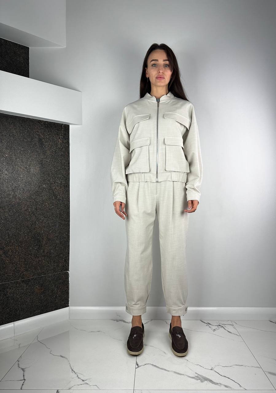 Серые костюмы БОМПЕР + трикотажные брюки 01803