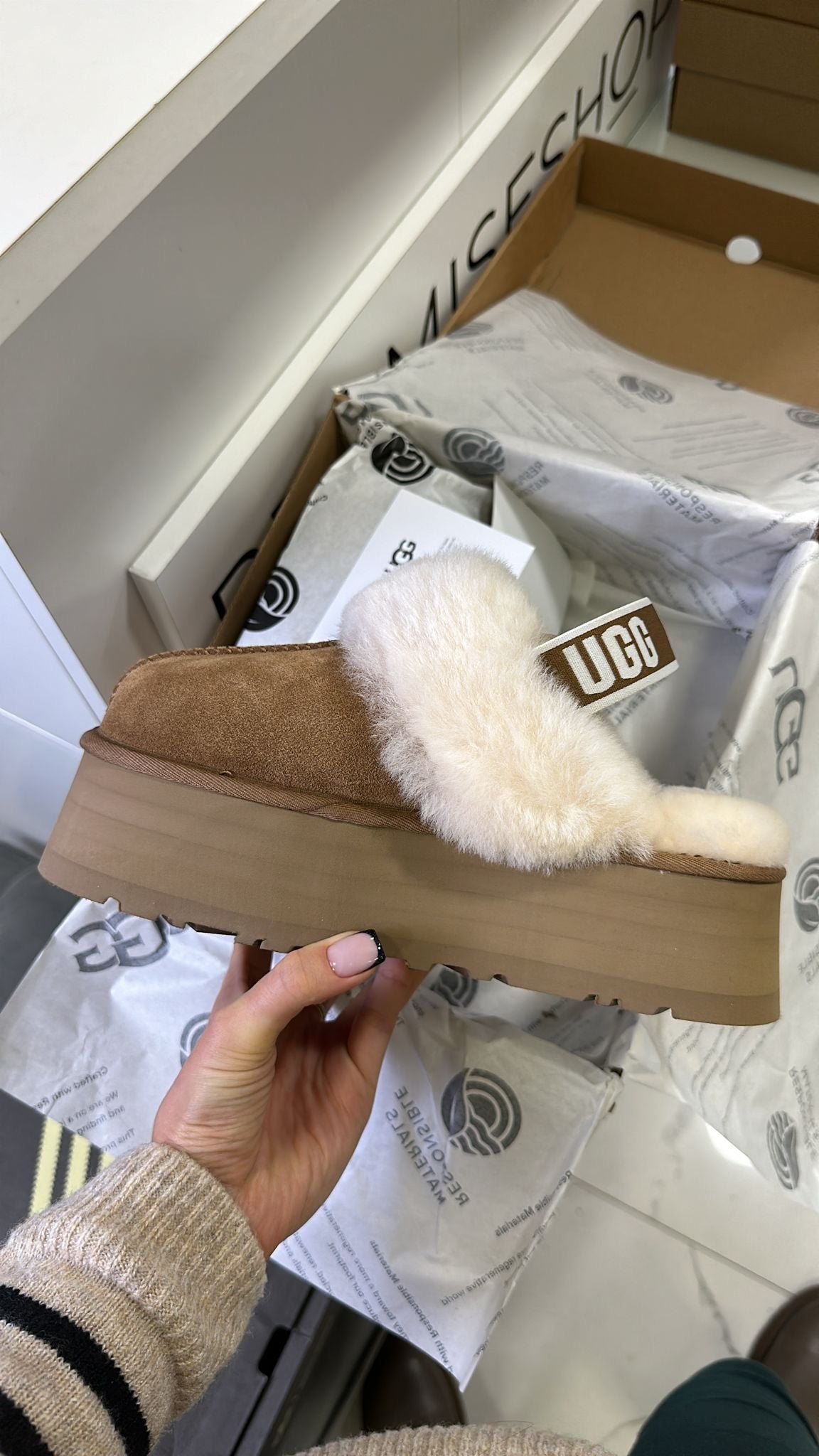 UGG Funkette mules
