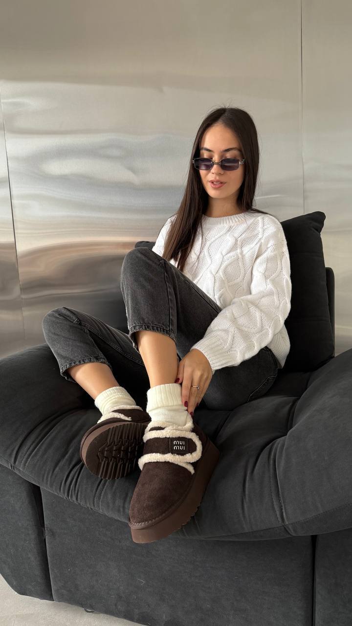 Natural Suede Winter Boots with Fur – Chocolate