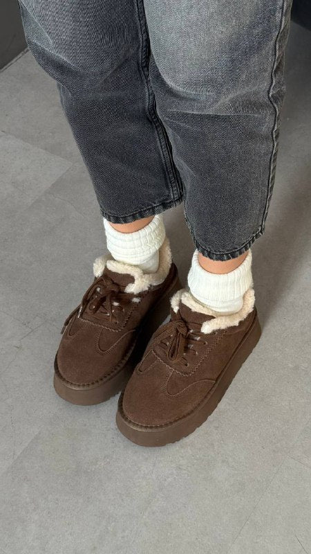 Natural Suede Winter Platform Boots – Chocolate