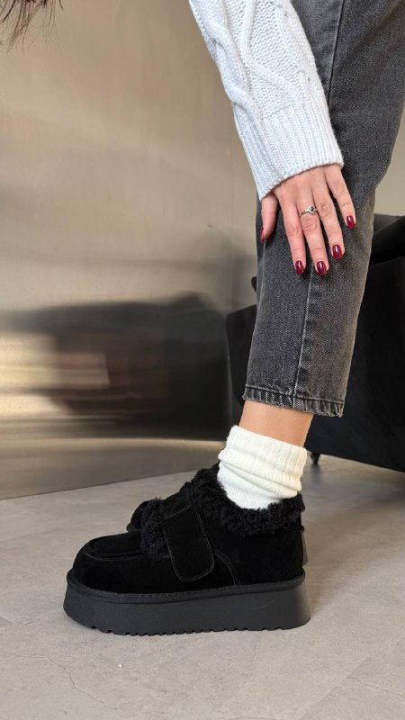 Natural Suede Winter Platform Boots – Chocolate / Black / Beige