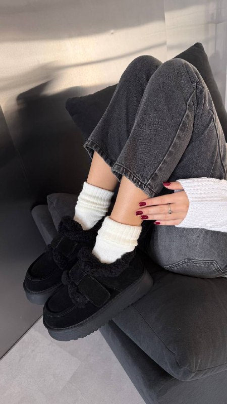 Natural Suede Winter Platform Boots – Chocolate / Black / Beige