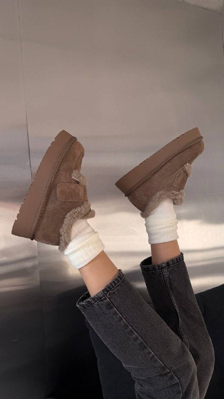 Natural Suede Winter Platform Boots – Chocolate / Black / Beige