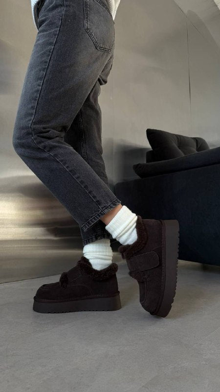 Natural Suede Winter Platform Boots – Chocolate / Black / Beige