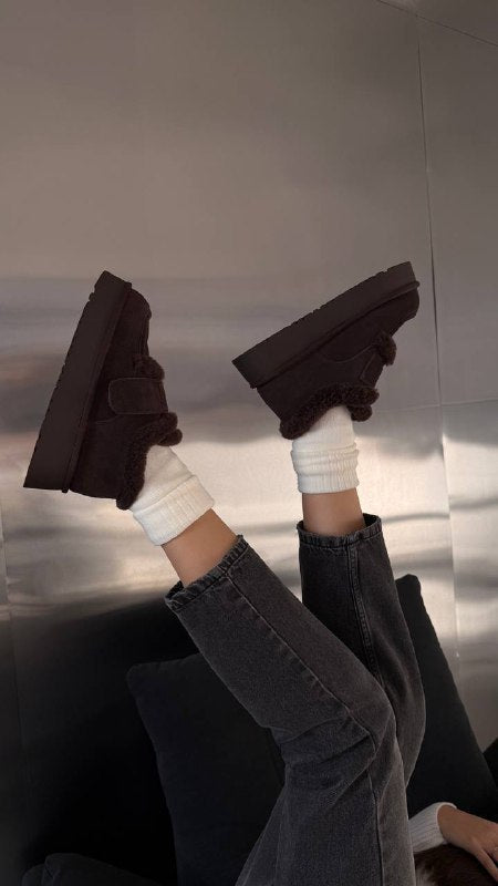 Natural Suede Winter Platform Boots – Chocolate / Black / Beige