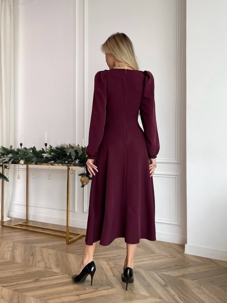 Elegant Square-Neck Midi Dress – Multiple Colors