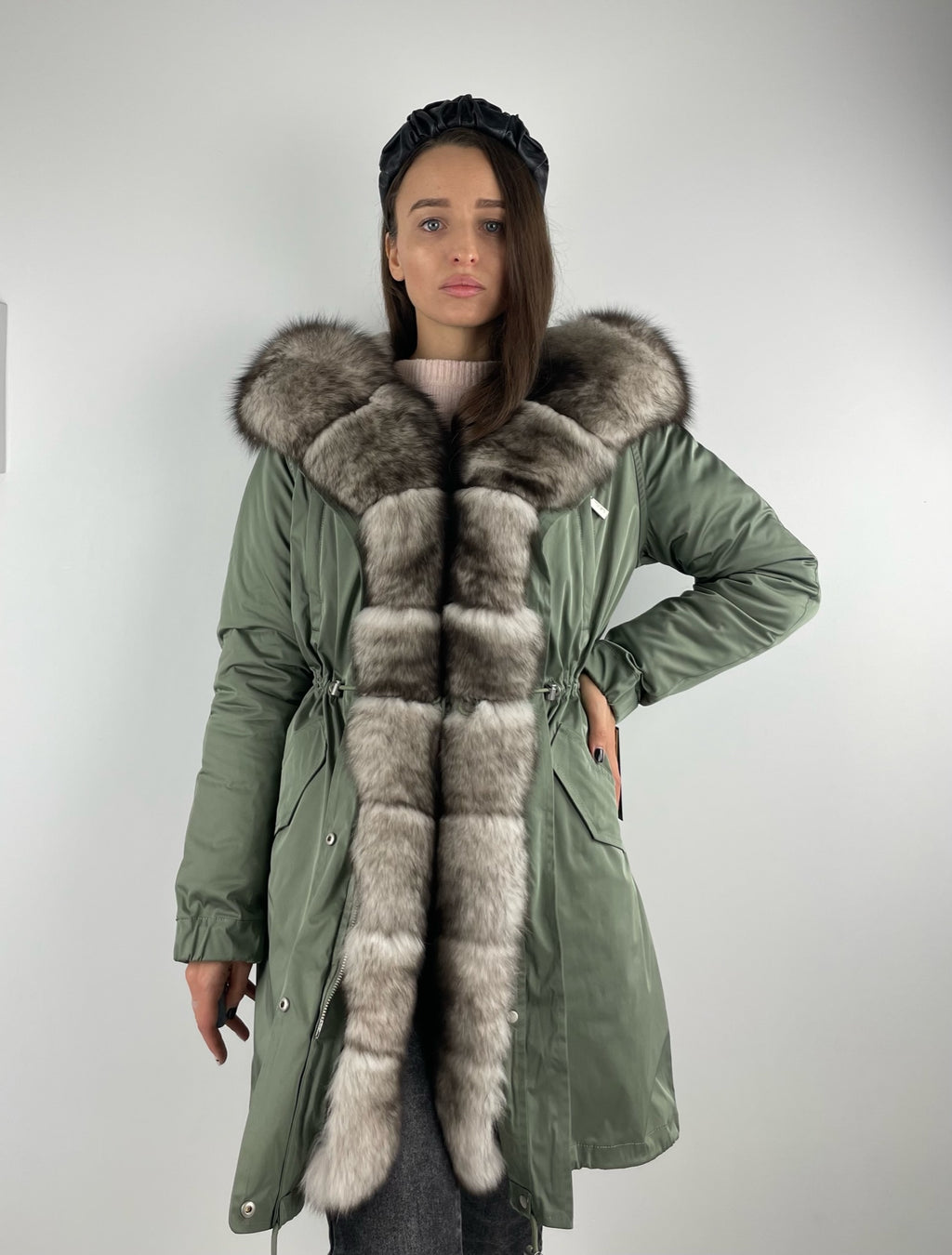 ПАРКА LUX Olive(106)/Бело-черная(M16)/Рекс женская 95см
