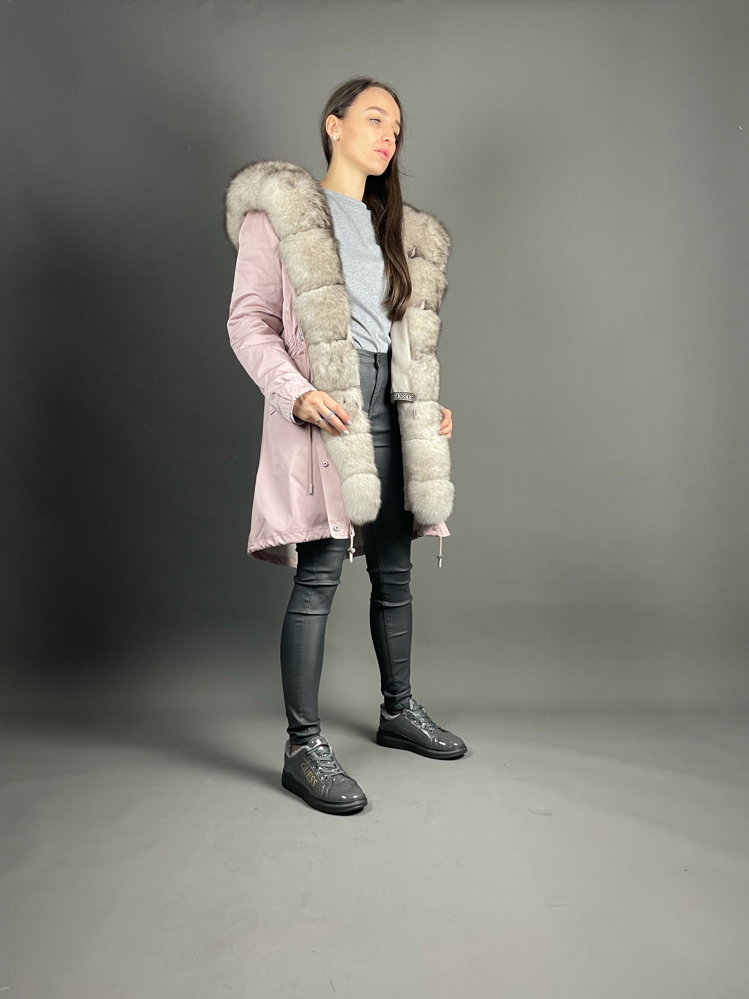 PARKA LUX Pink krāsa (194) ar balti melnu lapsas kažokādu (M16) / Rex sievietēm 95 cm