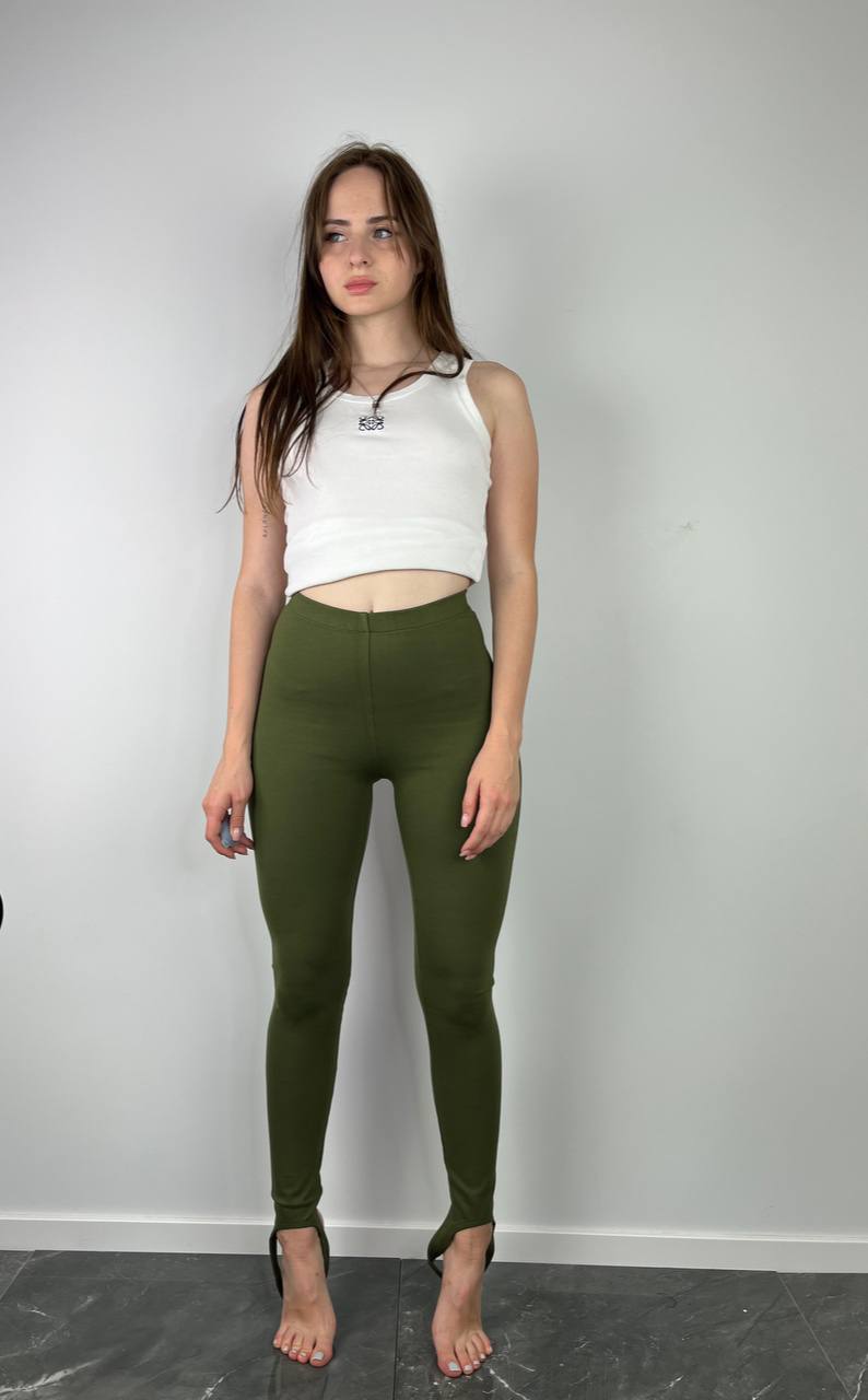 Green leggings