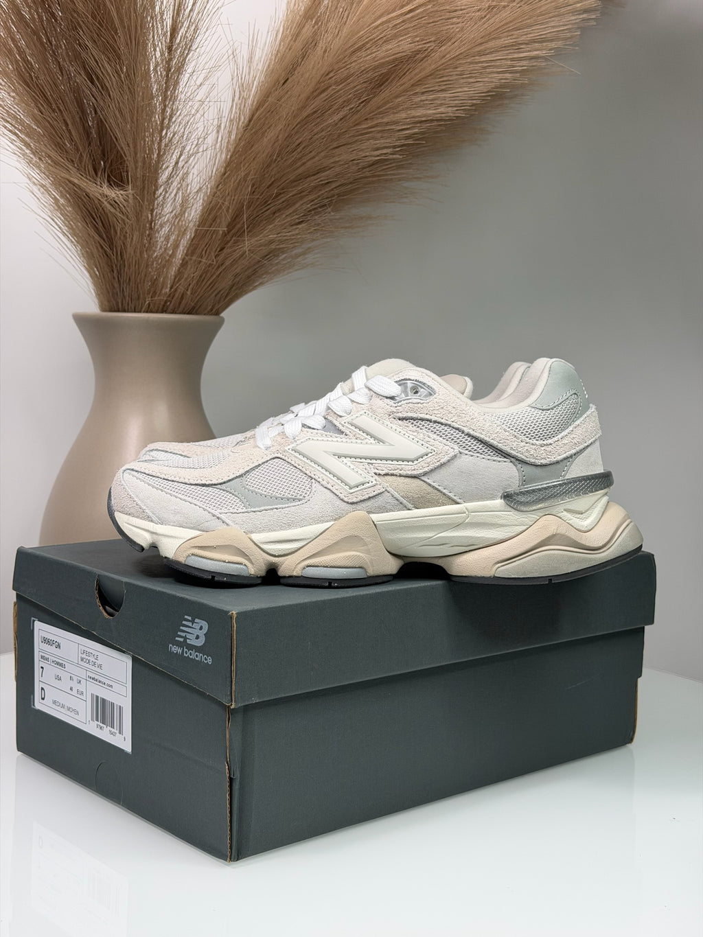 New Balance 9060