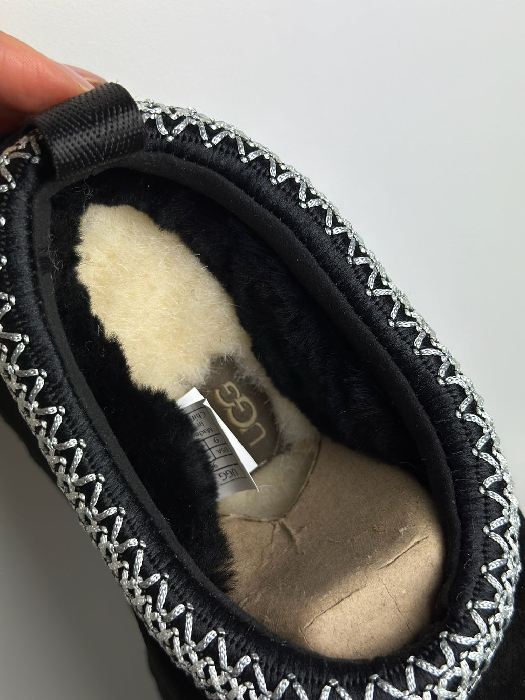 UGG Tazz Black slippers