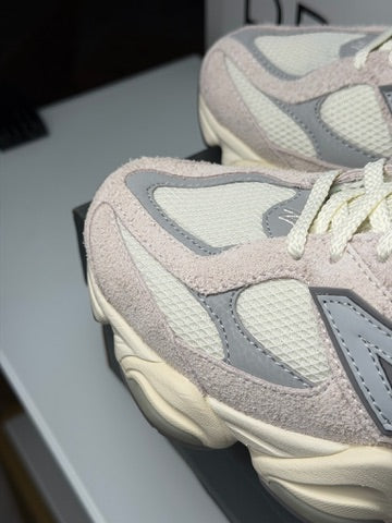 New Balance 9060 Moonbeam Sea Salt