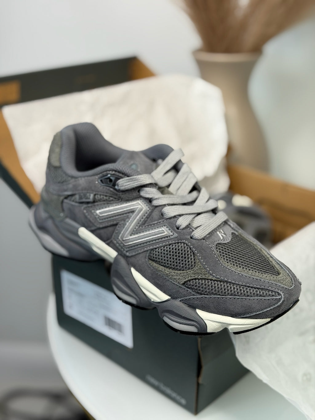 New Balance 9060