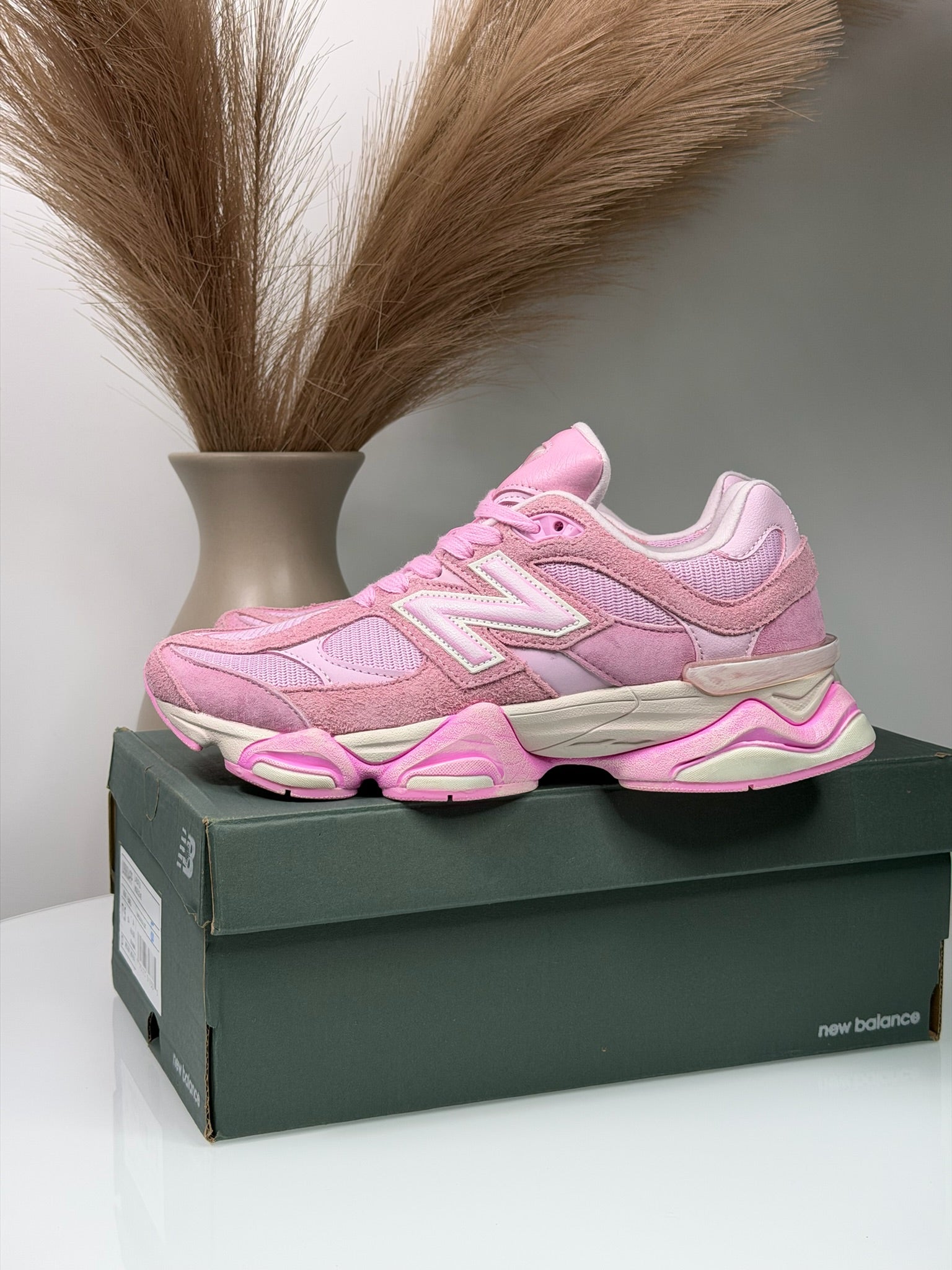 New Balance 9060 Exclusive Pink Overdye