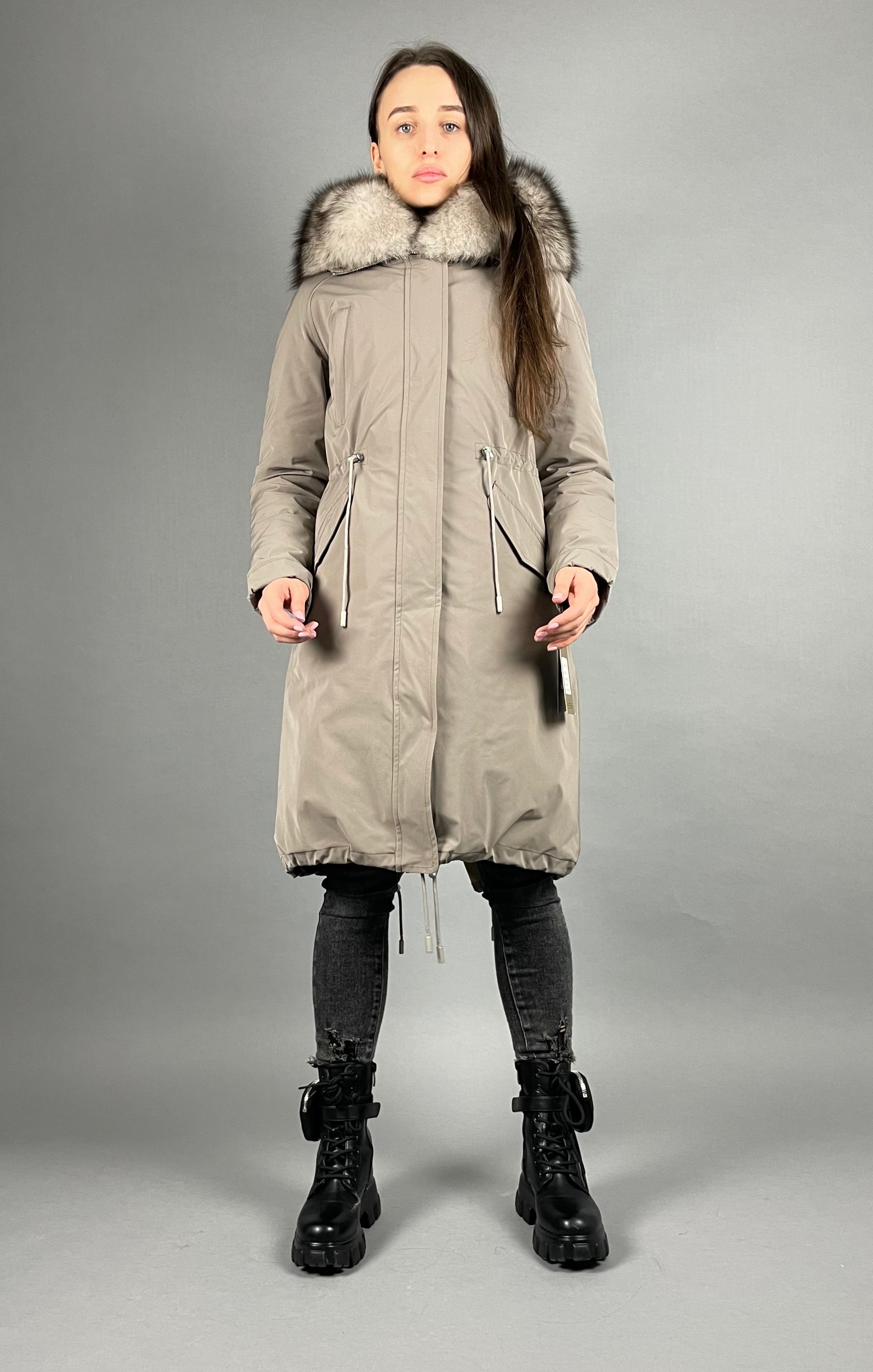 Parka LUX kapučīno (12) / balti melns (M16) / Rex sievietēm 103 cm