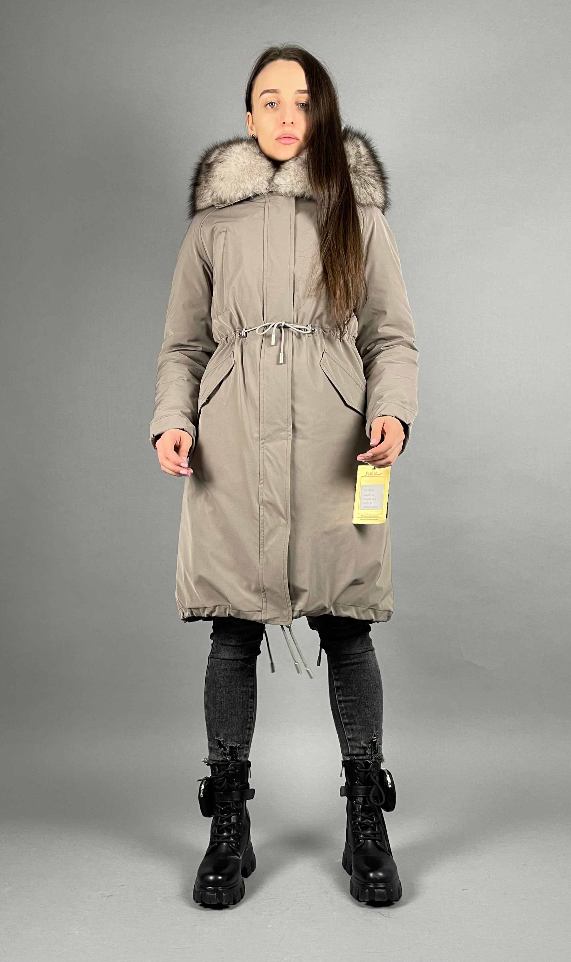 Parka LUX kapučīno (12) / balti melns (M16) / Rex sievietēm 103 cm