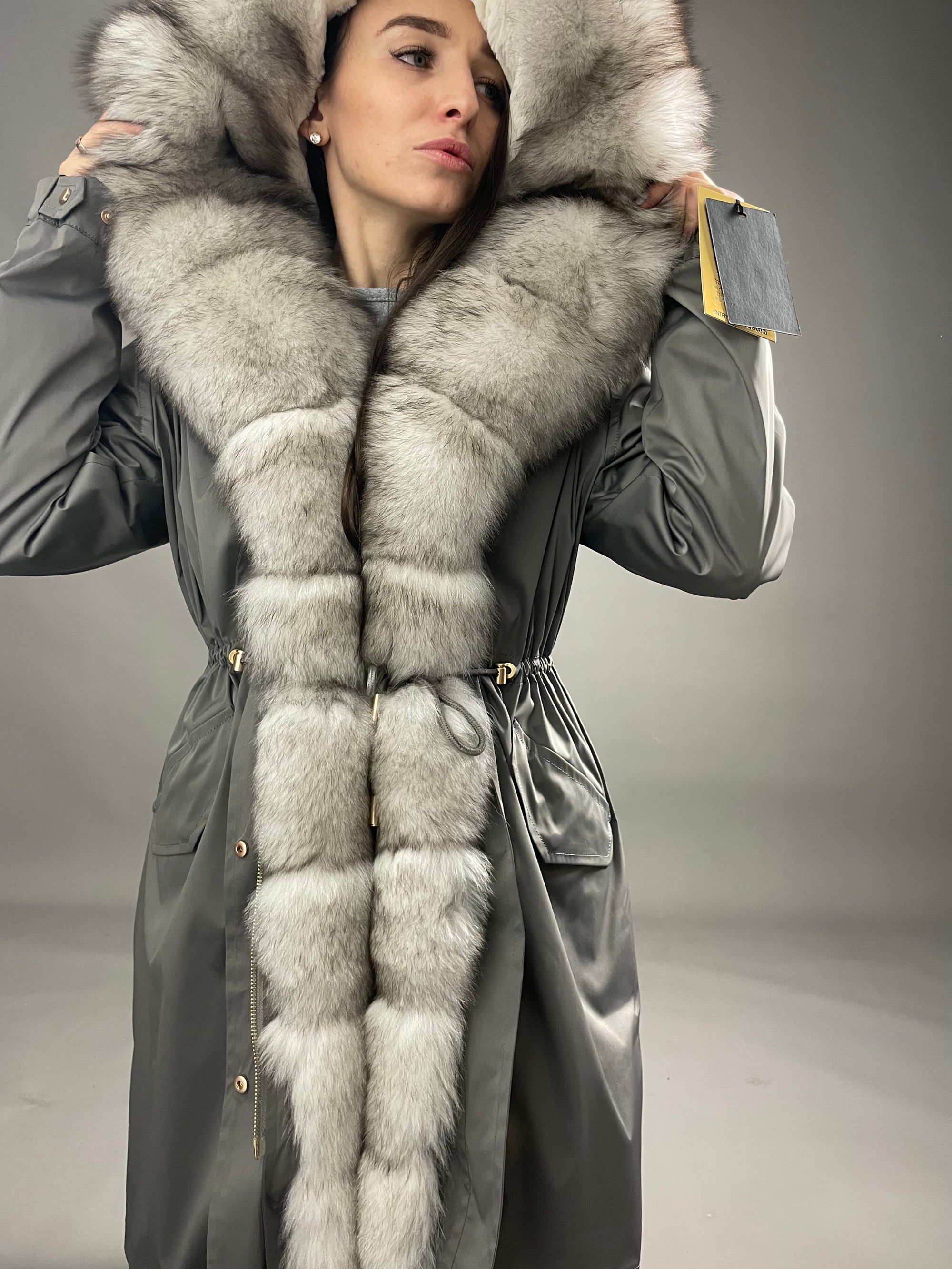 PARKA LUX Tumši pelēka krāsa (192) ar baltu lapsas kažokādu (M4) / Rex sievietēm 95 cm
