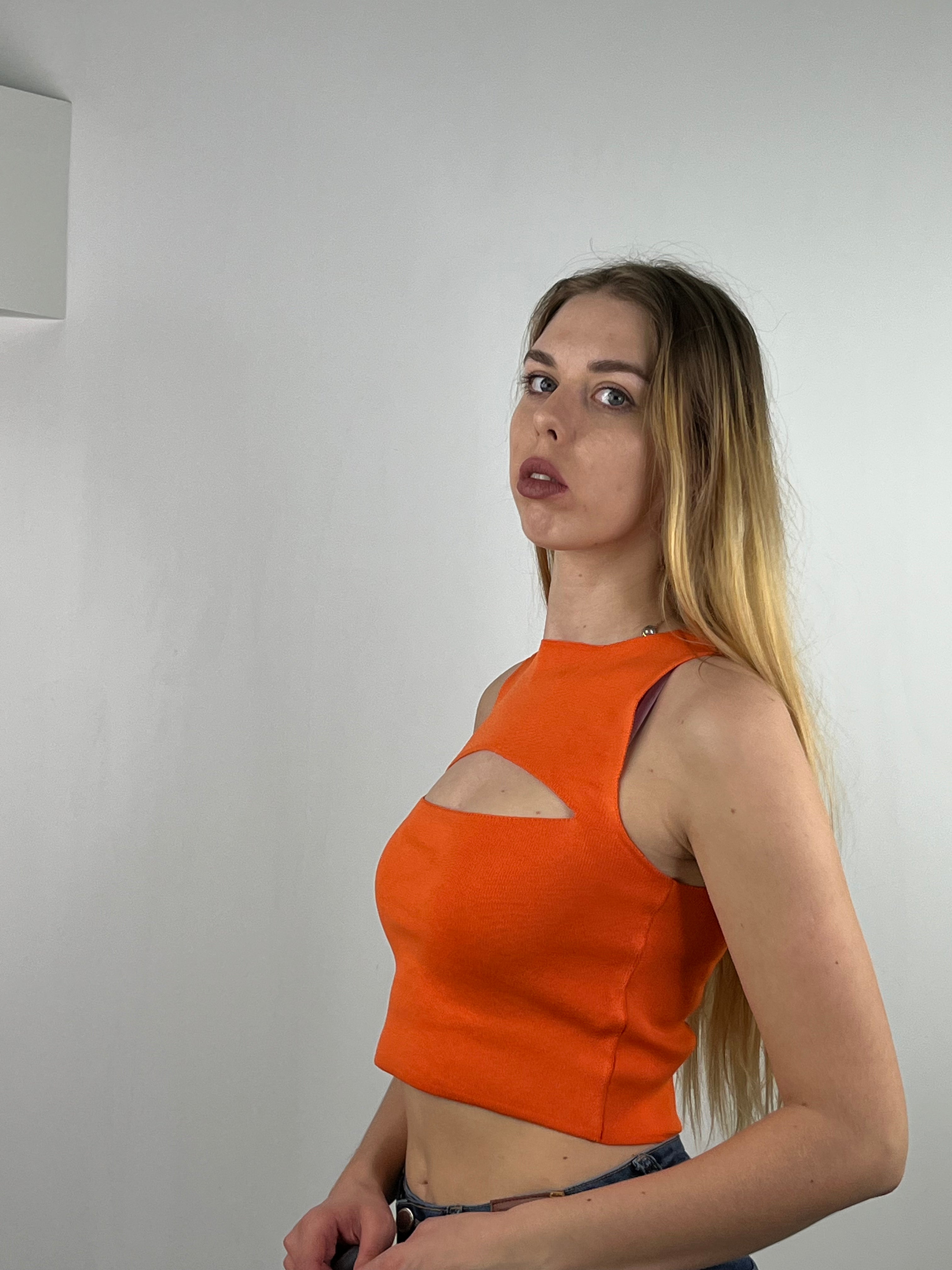 Orange top