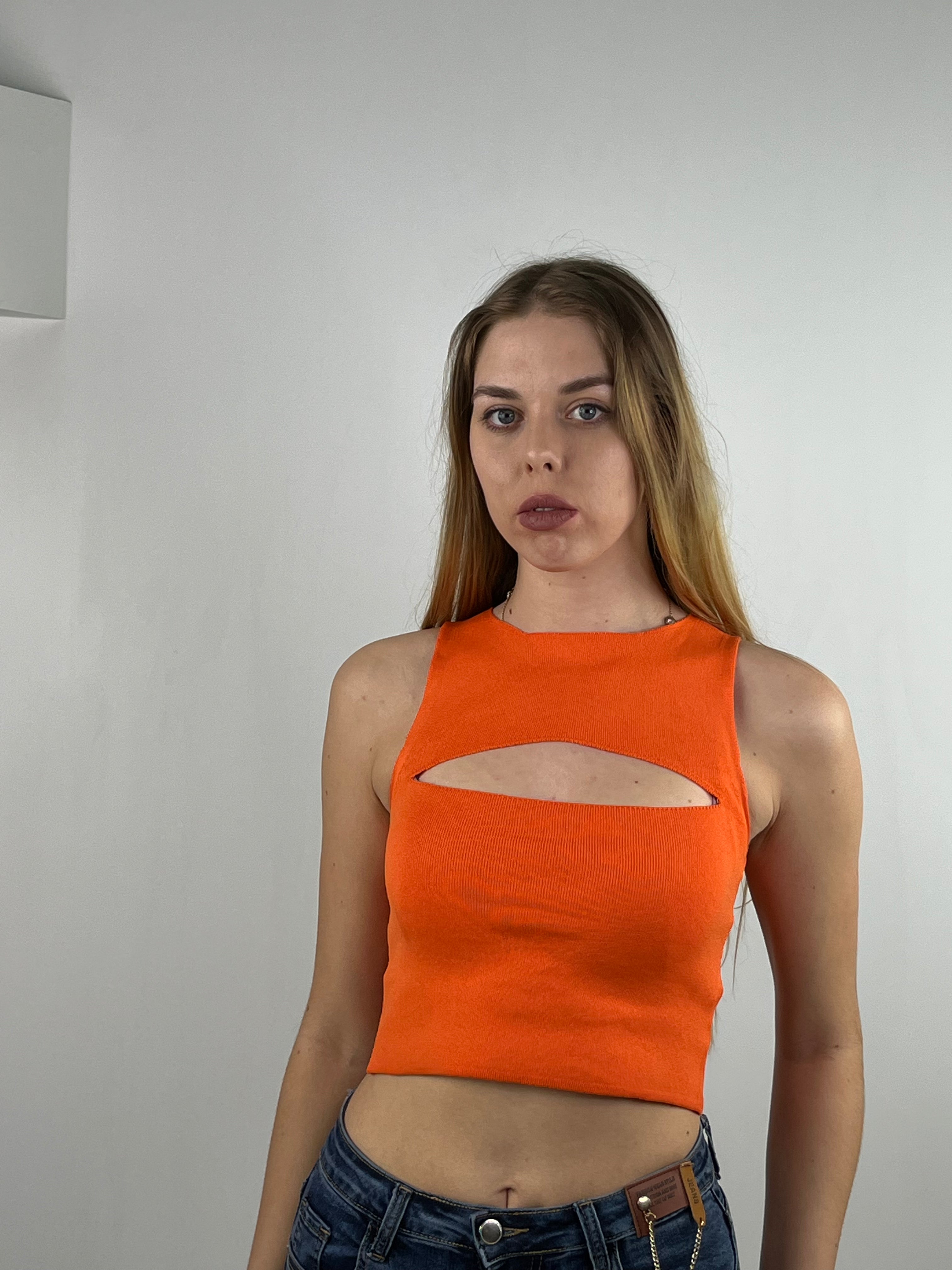 Orange top