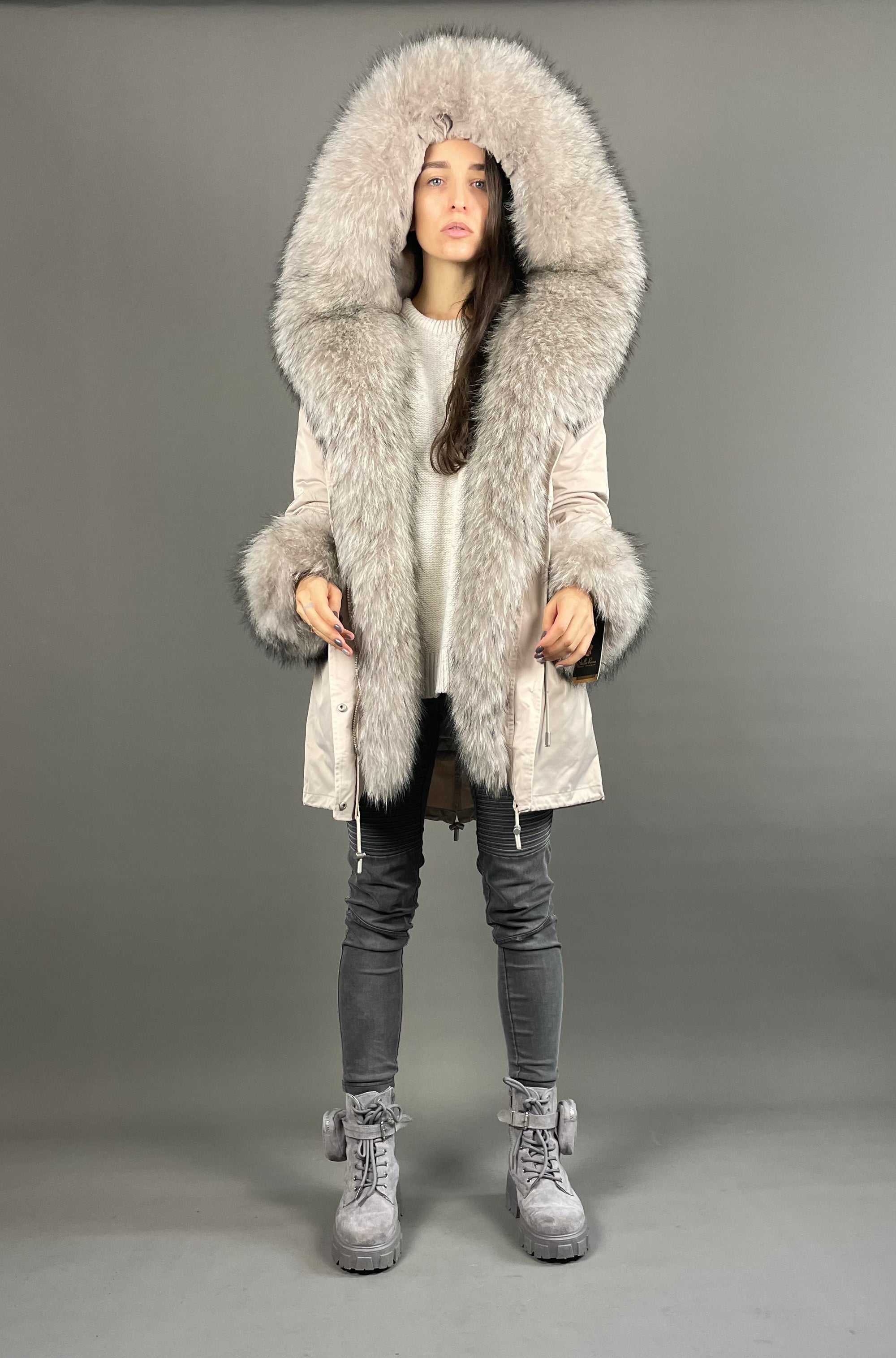 Parka LUX Beige (23) / Beige Jenots kažokāda (M55) / Rex sievietēm 95 cm