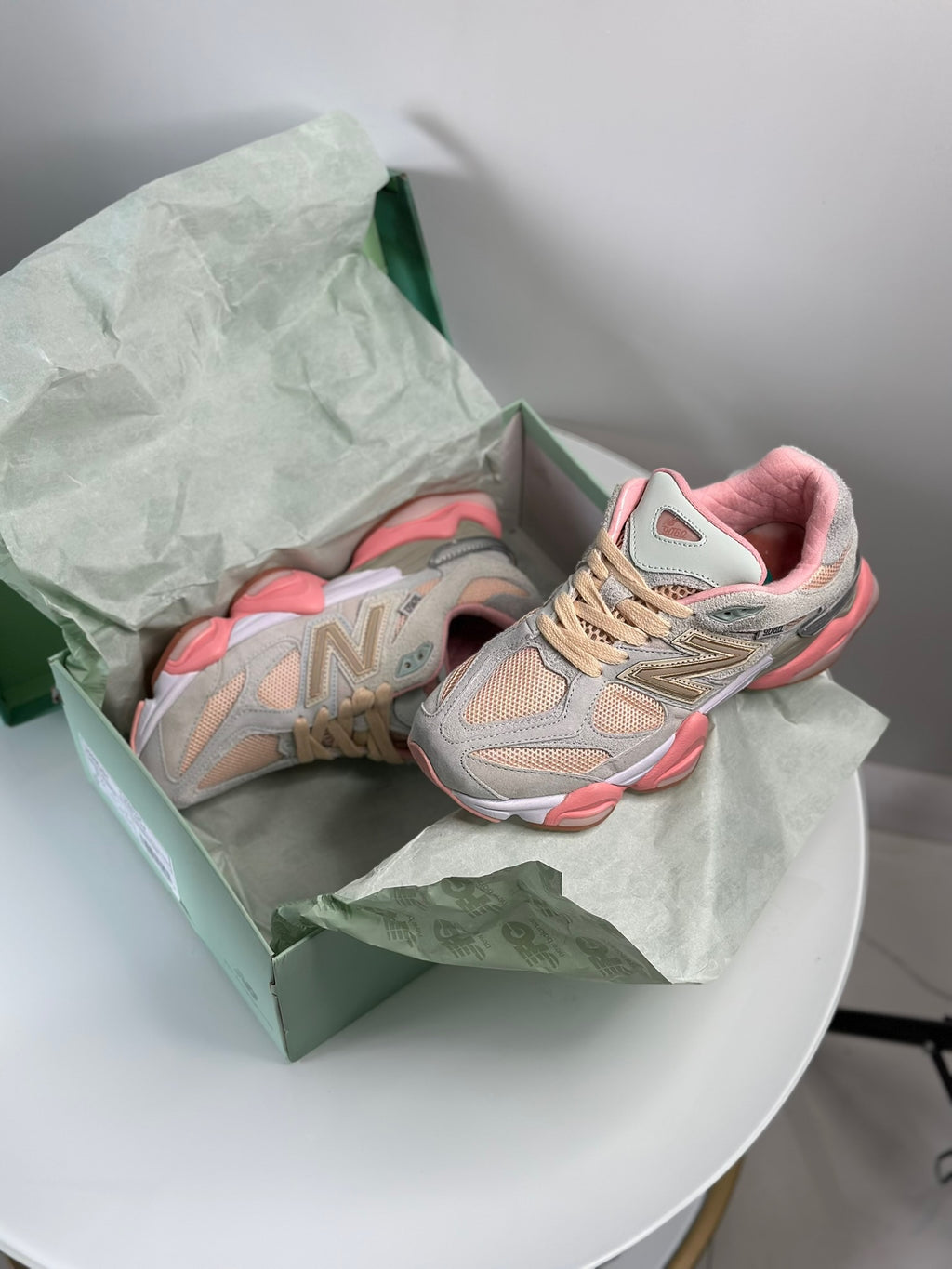 New Balance 9060 Mushroom Brown sneakers