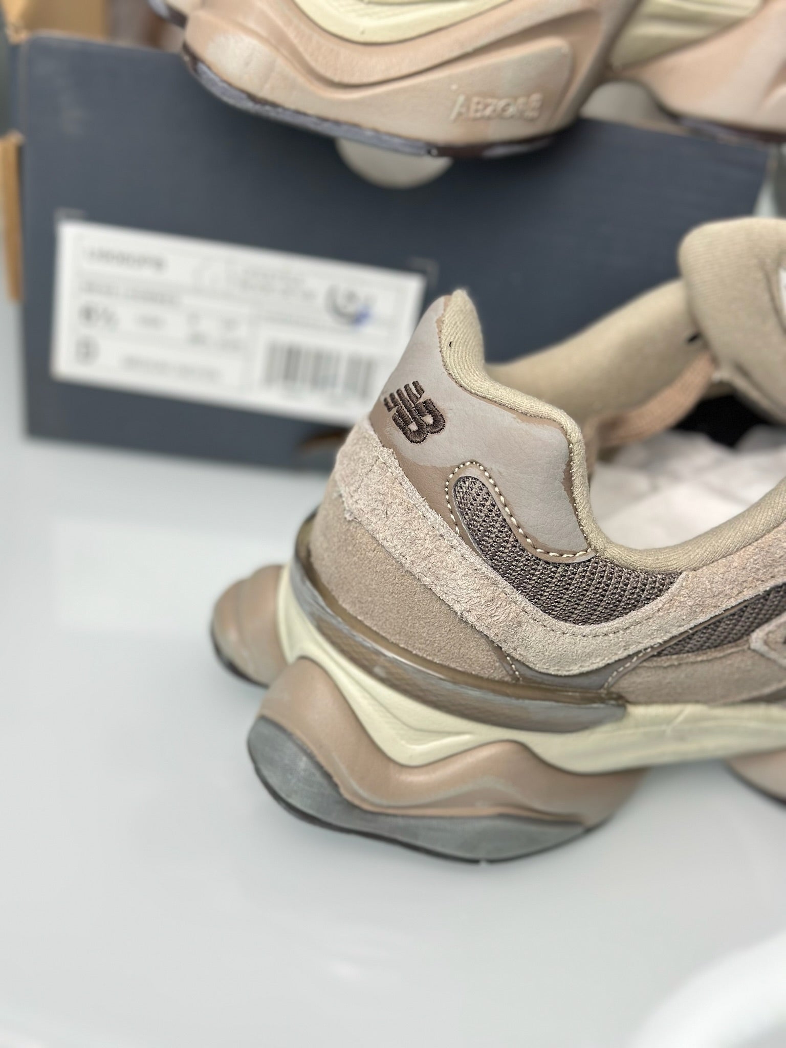 New Balance 9060 Mushroom Brown sneakers