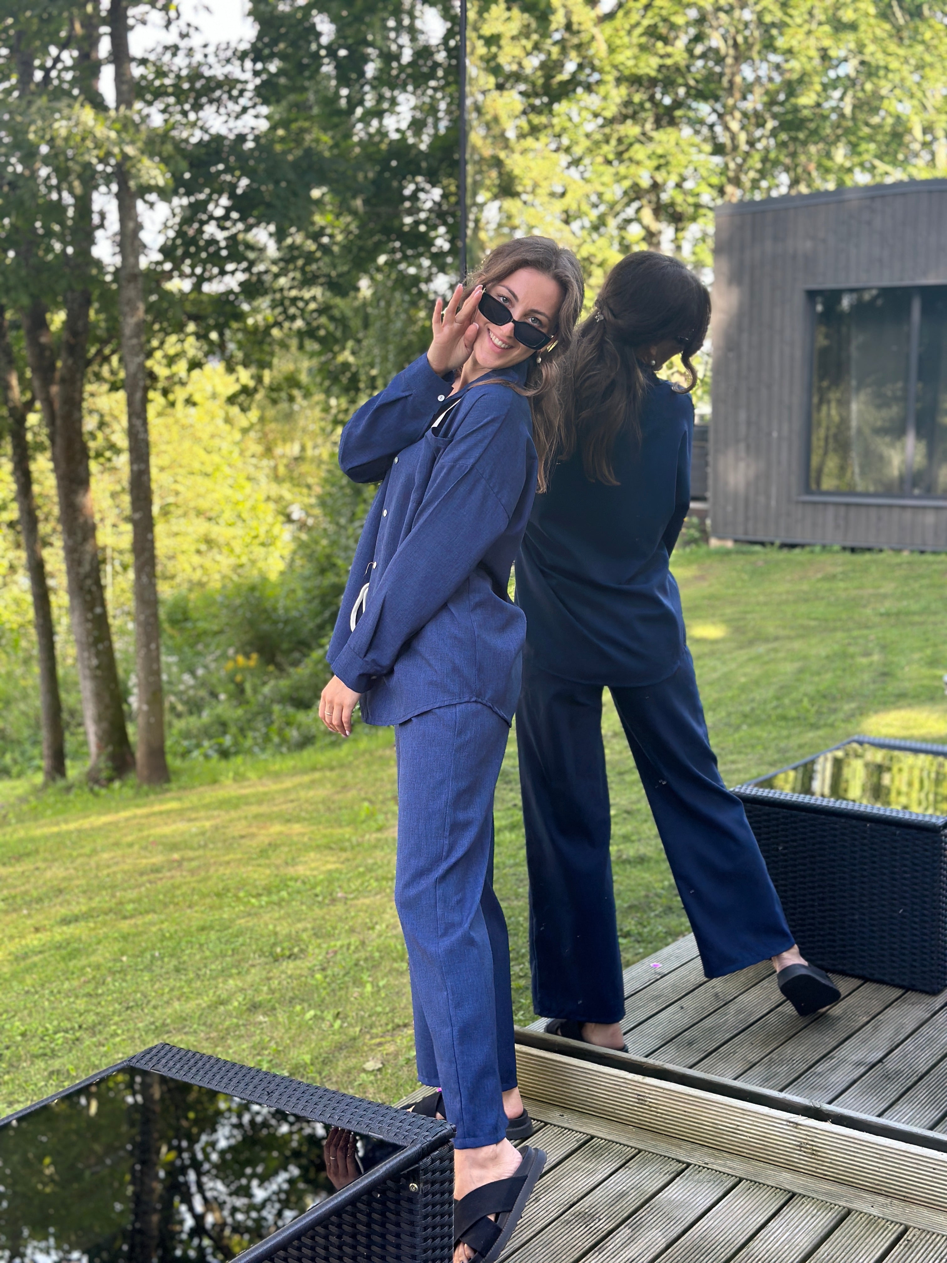 Blue pantsuit 01427