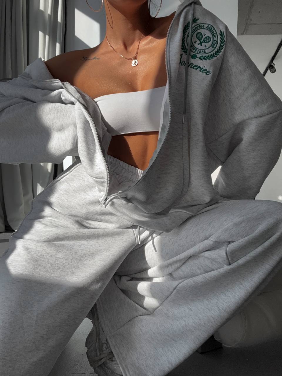 PREMIUM suit