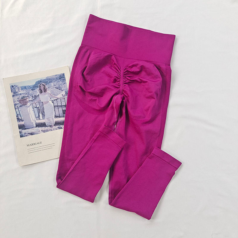 Scrunch legingi – veido, pacel un kustas
