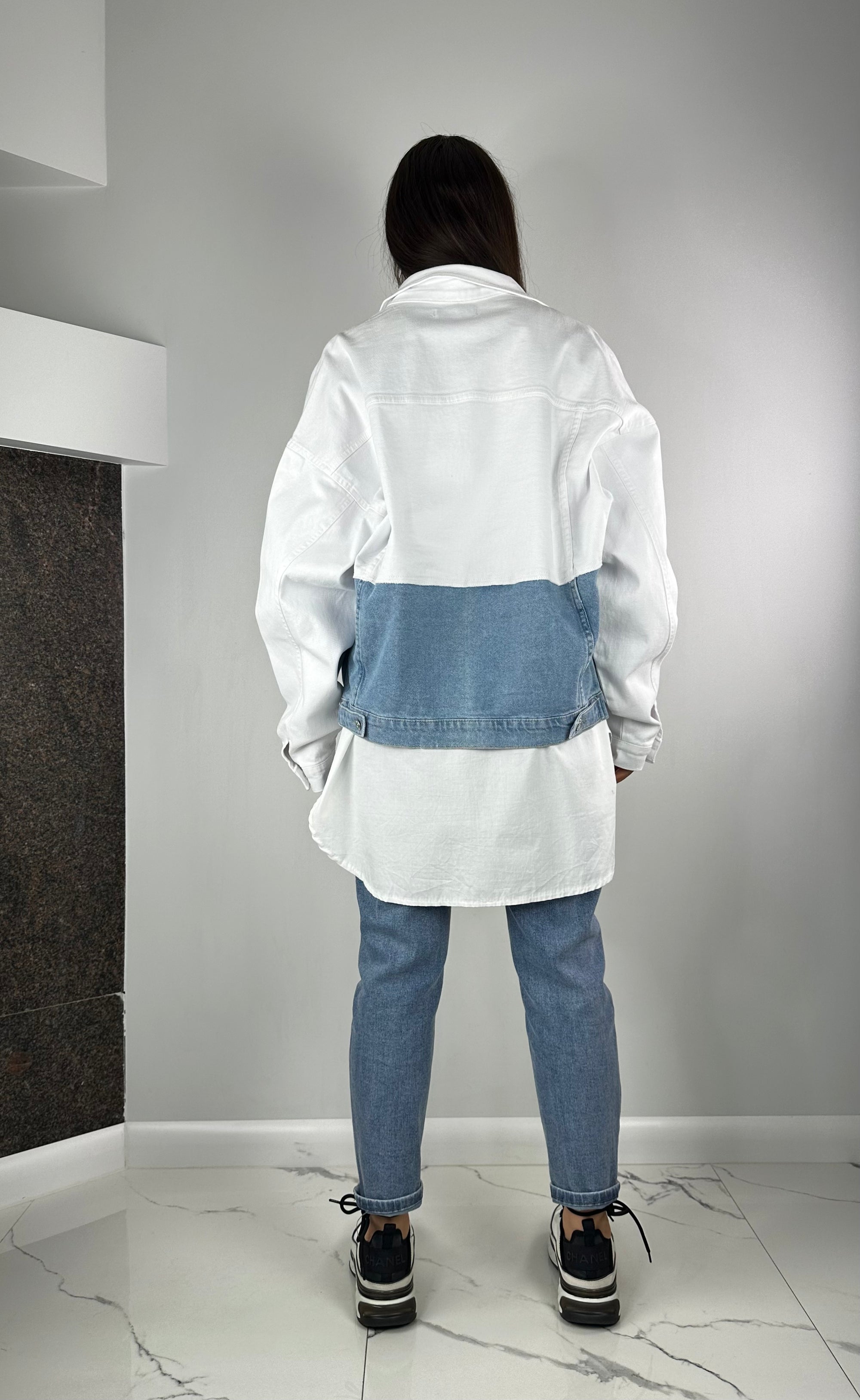Джинсовая куртка White-Jean