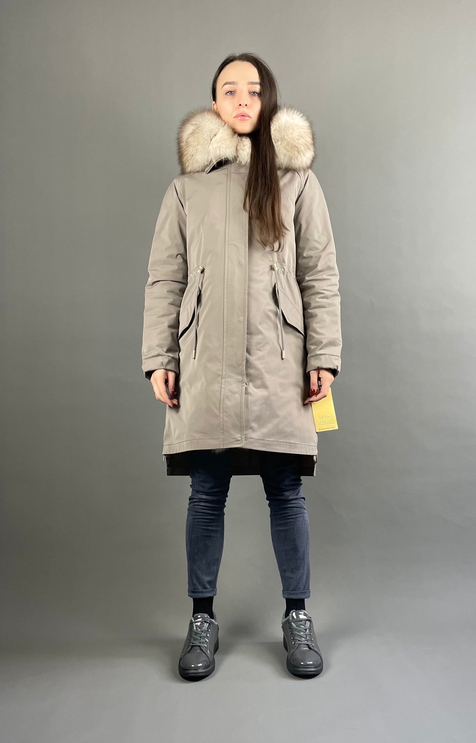PARKA LUX kapučīno (12) ar balti dzeltenu kažokādu (M66) / Rex sievietēm 95 cm