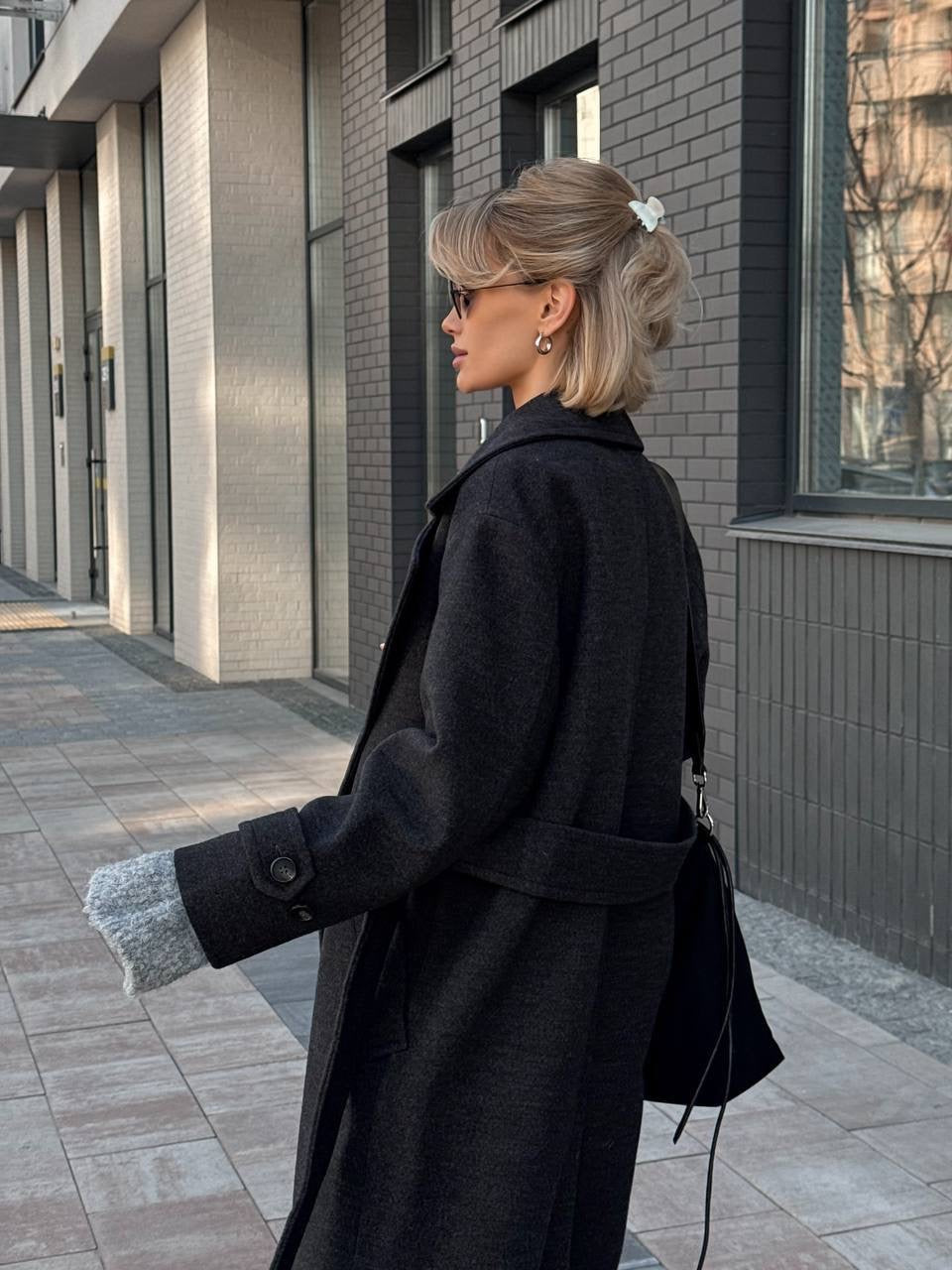 Women’s Oversized Long Coat with Wide Lapels