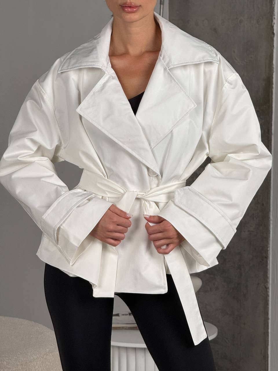 Women’s Cropped Trench Coat with Belt