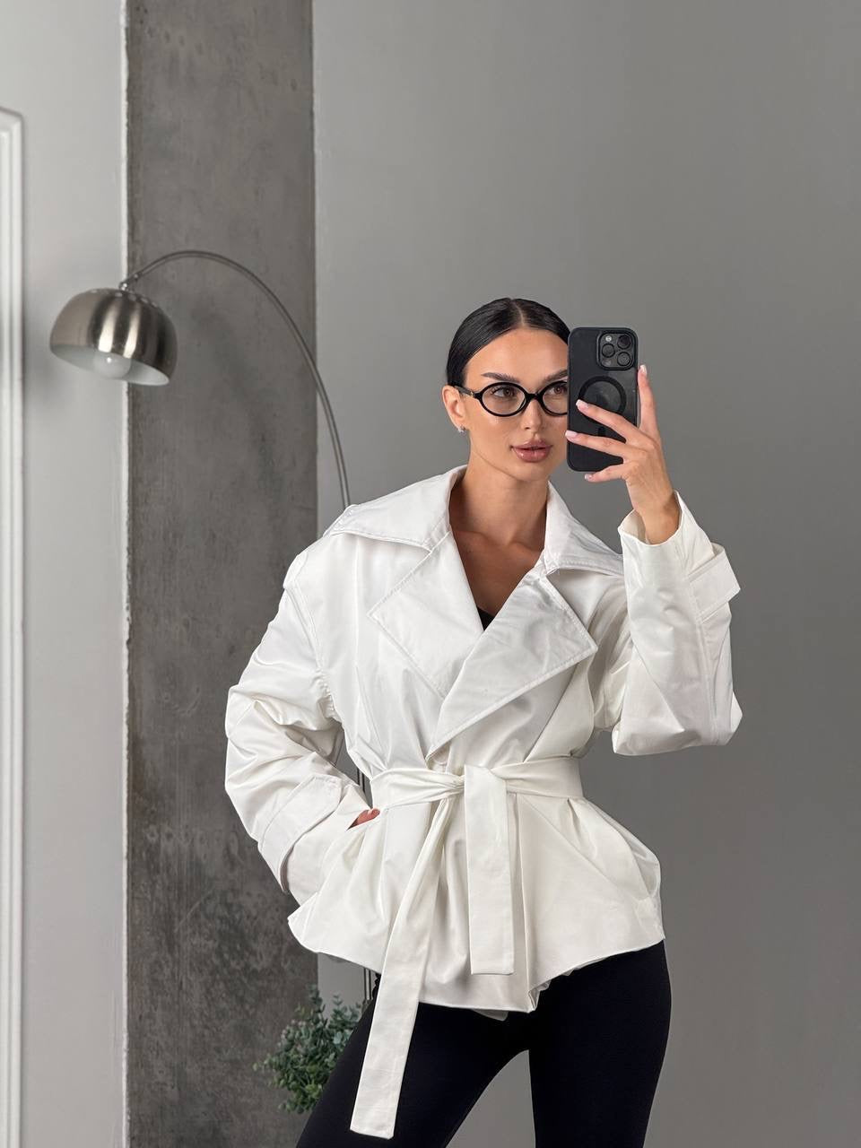 Women’s Cropped Trench Coat with Belt