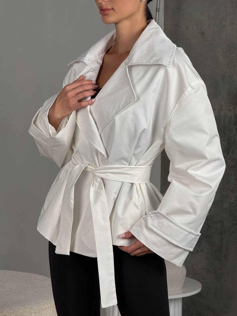 Women’s Cropped Trench Coat with Belt