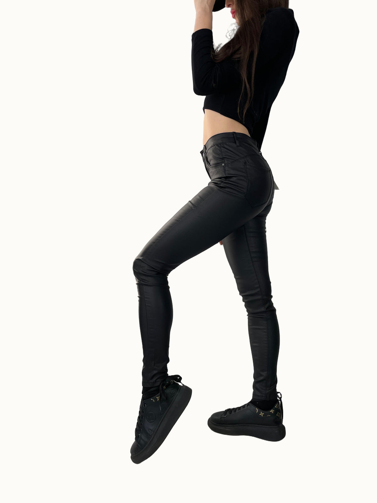 Pantalon en simili cuir Goodies noir