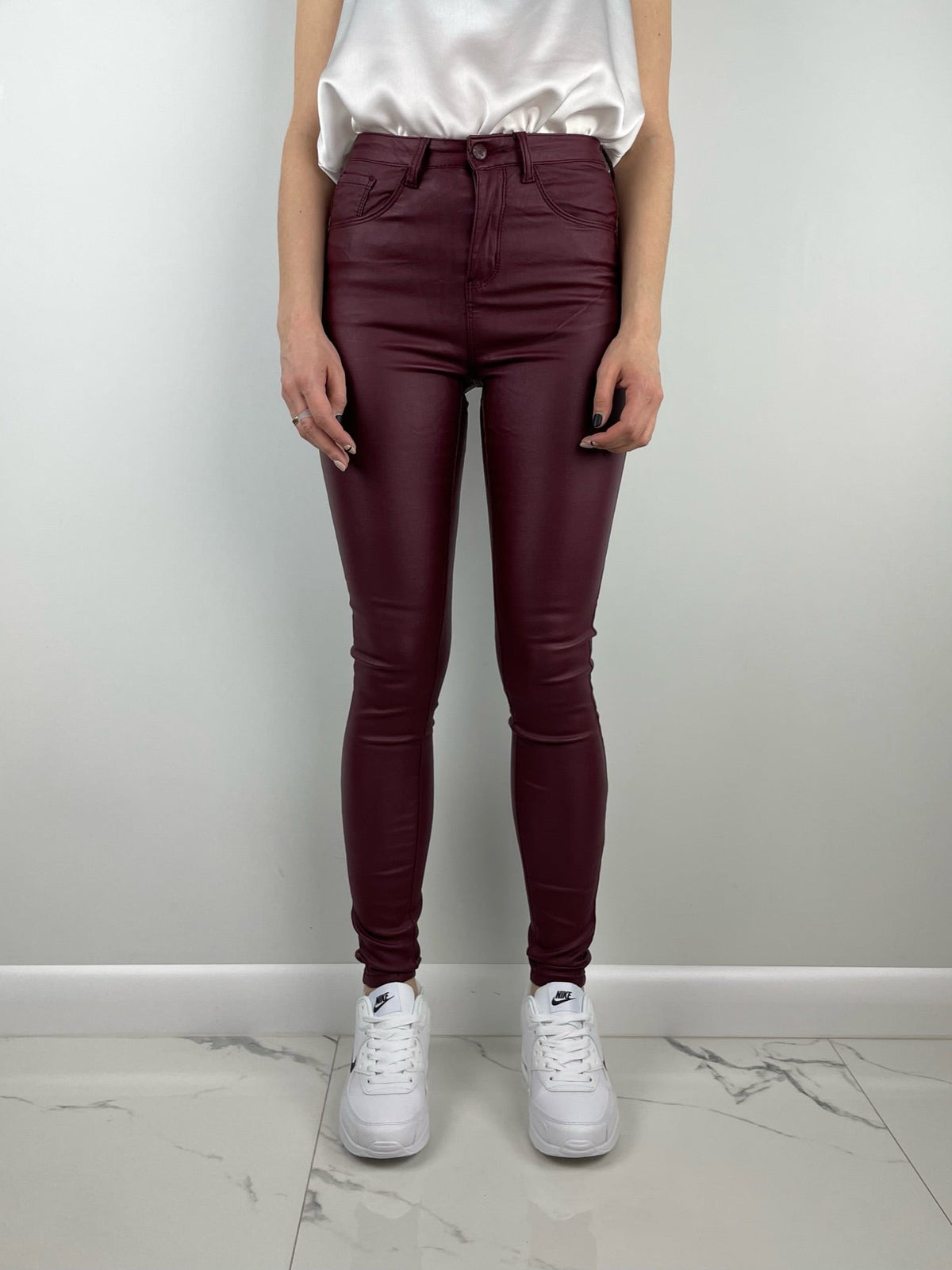 Jeans push-up imbottiti Trang bordeaux