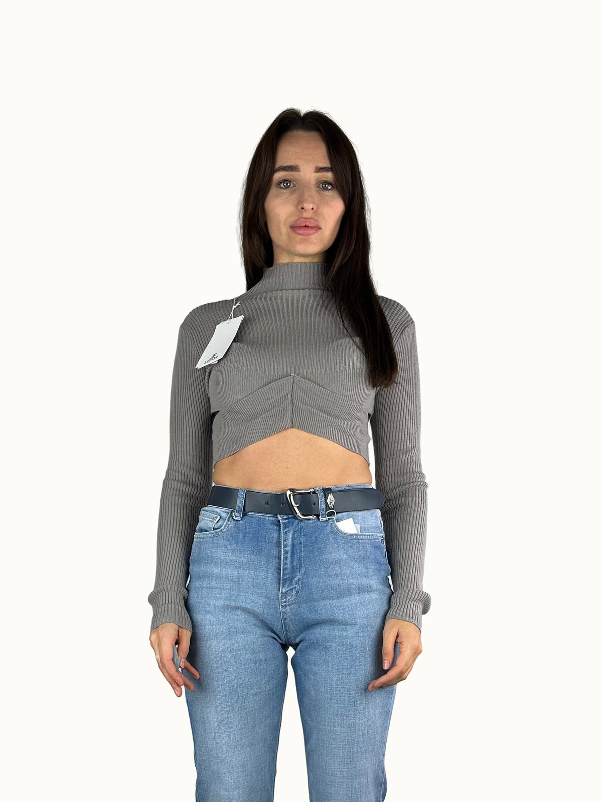 Pelēks adīts tops