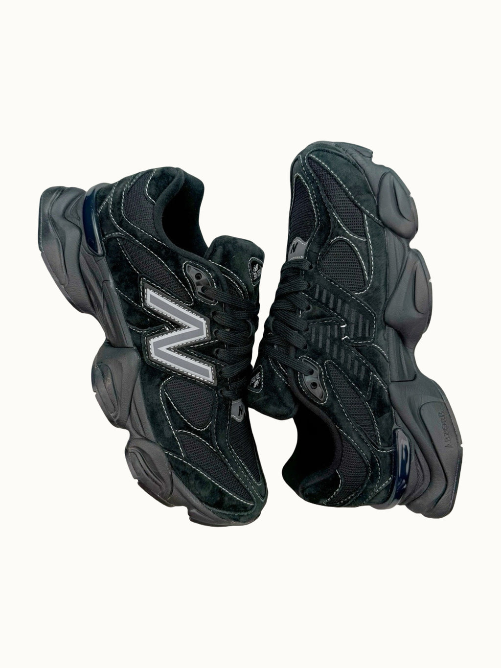 New Balance 9060 Black