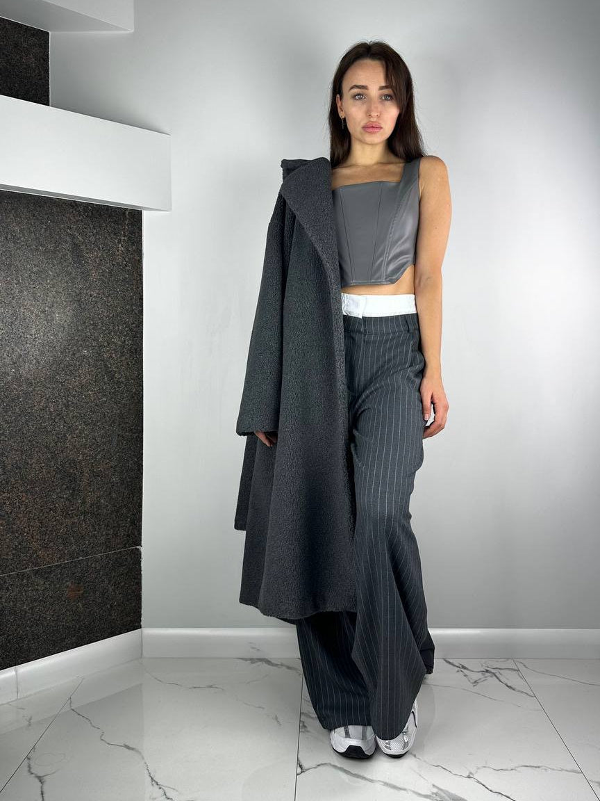 Pantalon palazzo gris à empiècements blancs