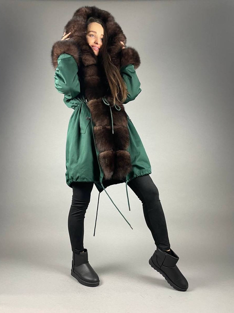 Parka Baltic Classic verde con piel marrón, 95 cm