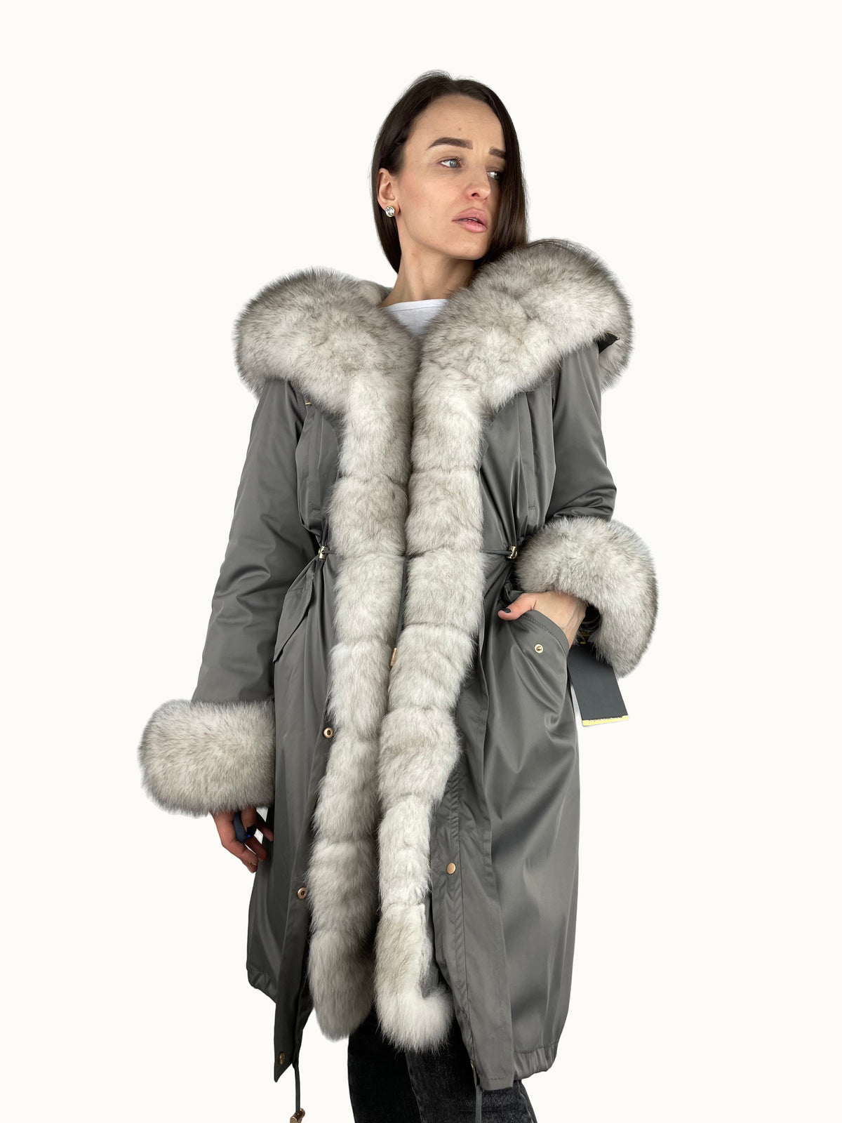 Parka LUX cinzento-escura com pelo branco, 103 cm